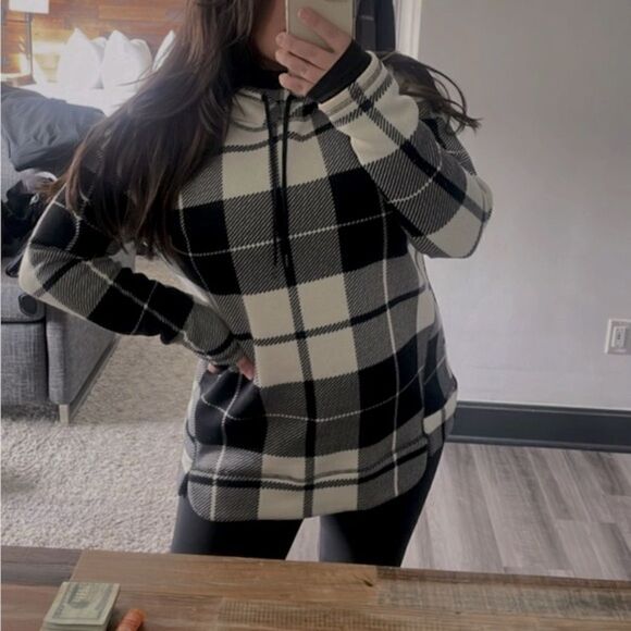 Nordstrom Sweaters - Plaid hoodie 